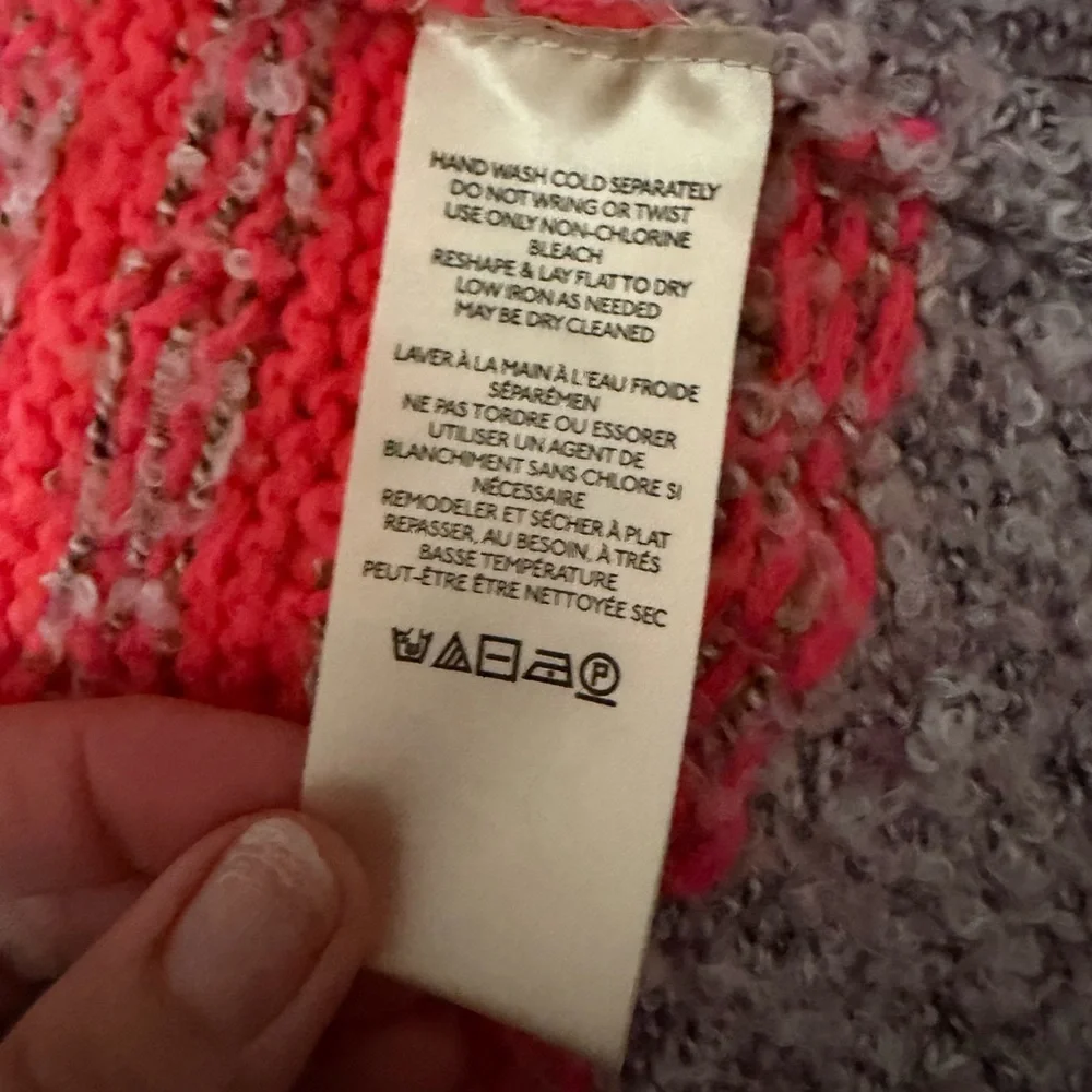 Free People gather me close cardigan.  Size XS/S - Picture 7 of 9